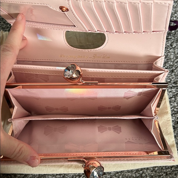 Ted Baker Rose Gold Clutch - Picture 6 of 6